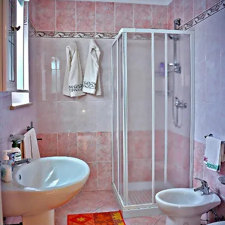 Oda ve Kahvaltı La Perla Castro (Lecce)
