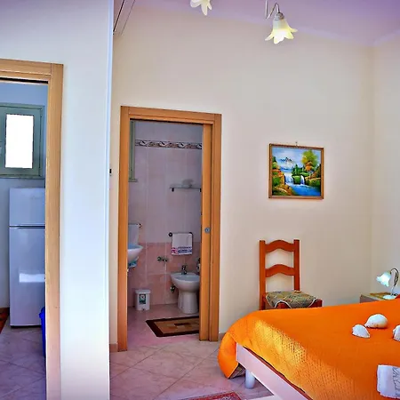 Oda ve Kahvaltı La Perla Castro (Lecce)