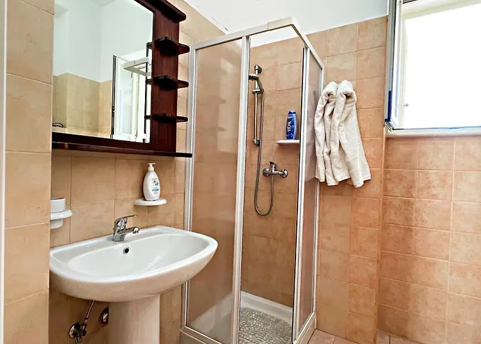 La Perla Castro (Lecce)